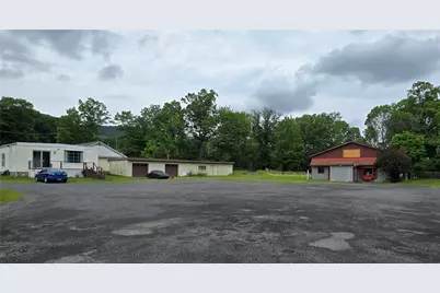 106 N Franklin Street, Plainfield Township, PA 18072 - Photo 1