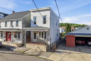 32 Clay St, New Philadelphia Boro, PA 17959 - Photo 3