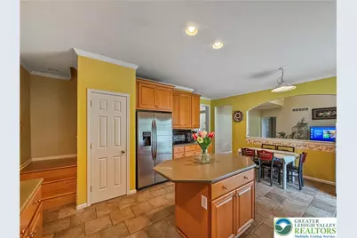 5776 Monocacy Drive, Hanover Twp, PA 18017 - Photo 9