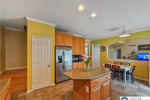 5776 Monocacy Dr, Hanover Twp, PA 18017 - Photo 9