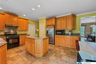 5776 Monocacy Dr, Hanover Twp, PA 18017 - Photo 9