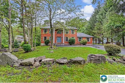 564 Cayuga Drive, Coolbaugh Twp, PA 18466 - Photo 3