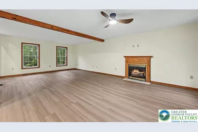 564 Cayuga Drive, Coolbaugh Twp, PA 18466 - Photo 17