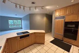1415 E Pennsylvania St, Allentown City, PA 18109 - Photo 7