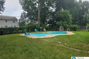 3650 Stephen Crane Ln, Hanover Twp, PA 18017 - Photo 7
