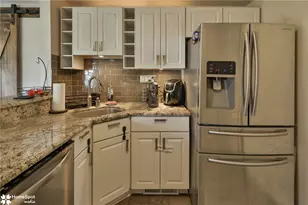 2310 E Woodlawn St, Allentown City, PA 18109 - Photo 13