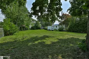 2310 E Woodlawn St, Allentown City, PA 18109 - Photo 47