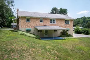 735 Gottwald Dr, Bethlehem City, PA 18015 - Photo 7