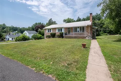 735 Gottwald Drive, Bethlehem City, PA 18015 - Photo 3