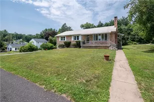 735 Gottwald Dr, Bethlehem City, PA 18015 - Photo 3