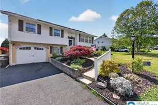 34 S 41st St, South Whitehall Township, PA 18104 - Photo 3