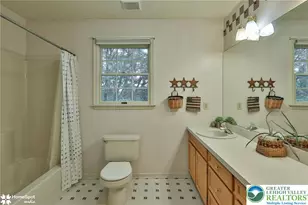 4070 Ross Rd, Bethlehem Township, PA 18020 - Photo 29