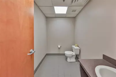 2299 Brodhead Road #Suite V, Bethlehem Township, PA 18020 - Photo 23