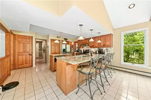 4253 Biddeford Cir, Buckingham, PA 18902 - Photo 11