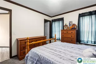 226 Greenbriar Dr S, Allen Township, PA 18014 - Photo 9