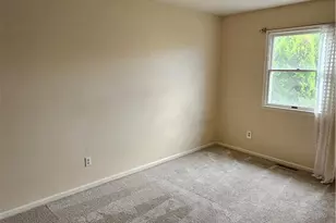 1893 Redwood Dr, Whitehall Township, PA 18052 - Photo 11