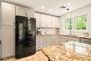 5936 Glen Rd, Upper Saucon Township, PA 18036 - Photo 5
