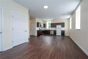 418 Race St, Pottsville, PA 17901 - Photo 3