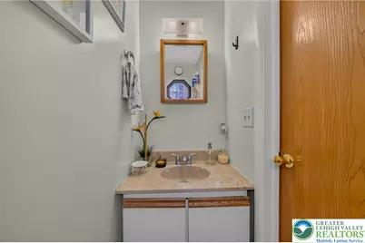 1910 Alberta Drive, Whitehall Township, PA 18052 - Photo 17