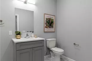 948 N Front St, Allentown City, PA 18102 - Photo 17