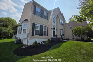 138 Clover Hollow Rd, Palmer Twp, PA 18045 - Photo 3