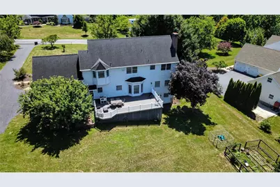 365 Winter Springs Road, Bushkill Twp, PA 18064 - Photo 9