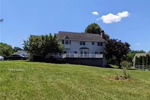 365 Winter Springs Rd, Bushkill Twp, PA 18064 - Photo 5