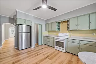 1228 E Centre St, Mahanoy City, PA 17948 - Photo 7