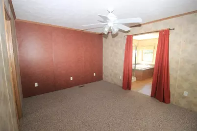 8220 Airport #25, East Allen Township, PA 18067 - Photo 15
