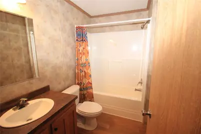 8220 Airport #25, East Allen Township, PA 18067 - Photo 11