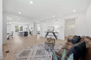 868 Veneto Ct, Forks Twp, PA 18040 - Photo 5