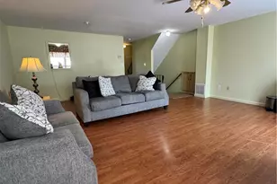 324 W 2nd St, Alburtis Boro, PA 18011 - Photo 9
