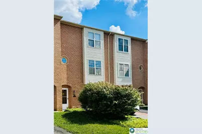 324 W 2nd St, Alburtis Boro, PA 18011 - Photo 1