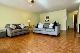 324 W 2nd St, Alburtis Boro, PA 18011 - Photo 7