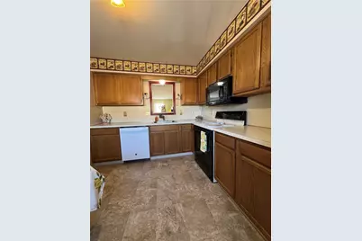 324 W 2nd Street, Alburtis Boro, PA 18011 - Photo 13