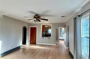 23 Schoeneck Ave, Upper Nazareth, PA 18064 - Photo 9