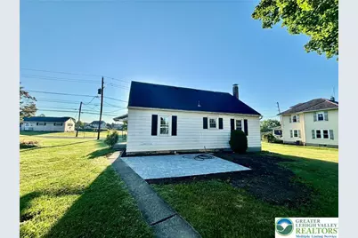 23 Schoeneck Avenue, Upper Nazareth, PA 18064 - Photo 3