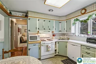 429 Beechwood St, Emmaus Boro, PA 18049 - Photo 15