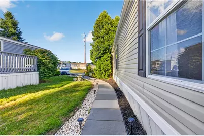 4448 Marworth Court, Macungie Boro, PA 18062 - Photo 5