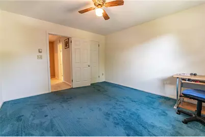 2442 Lisa Lane, Allentown City, PA 18104 - Photo 21