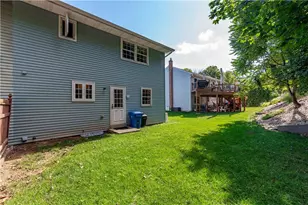 2442 Lisa Ln, Allentown City, PA 18104 - Photo 33