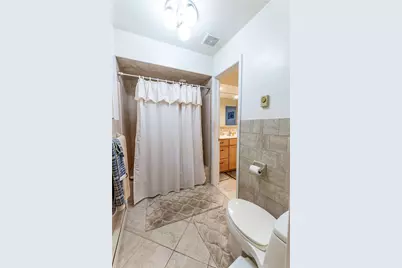 2442 Lisa Lane, Allentown City, PA 18104 - Photo 27