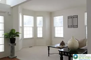 611 N 40th St, Allentown City, PA 18104 - Photo 5
