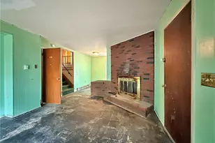 700 View Dr, Lehigh Township, PA 18088 - Photo 9