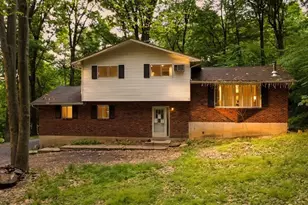 700 View Dr, Lehigh Township, PA 18088 - Photo 5