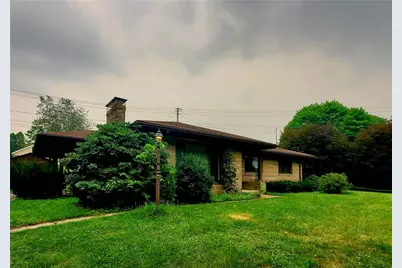 9 E North Street, Summit Hill, PA 18250 - Photo 1