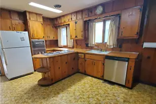 9 E North St, Summit Hill, PA 18250 - Photo 9