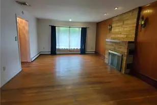 9 E North St, Summit Hill, PA 18250 - Photo 5