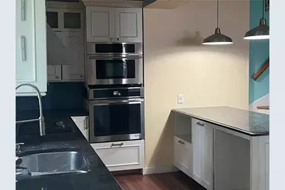 18 W Center Street, Nazareth, PA 18064 - Photo 11