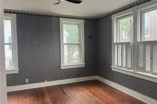 18 W Center St, Nazareth, PA 18064 - Photo 13